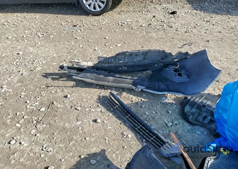 2012 Toyota Camry Base z USA, uszkodzony, nr VIN 4T1BF1FK3CU588023